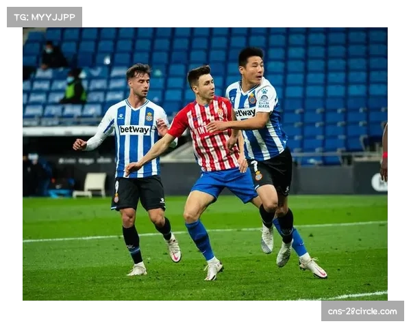 西甲赛场教练临场指挥成为影响中下游球队保级关键因素